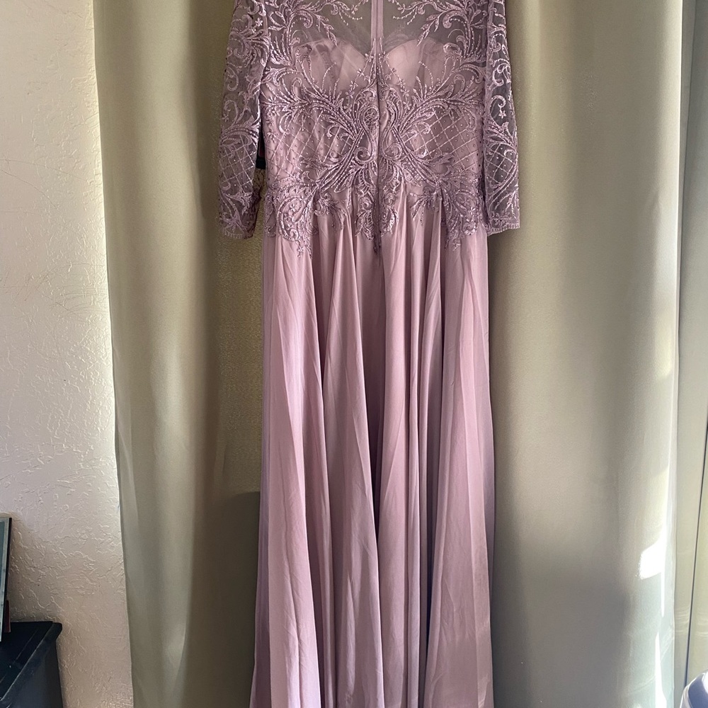 New women’s Juliet Dress, size XL, color mauve.